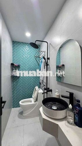 nhà mới sạch sẽ full nội thất 