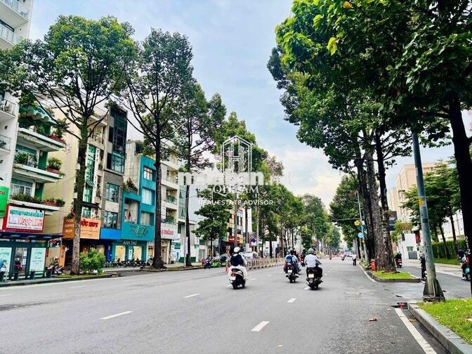 🔥 TÒA NHÀ TRẦN HƯNG ĐẠO QUẬN 1 – 5 TẦNG, 280M² SÀN, CÓ SÂN THƯỢNG ✨