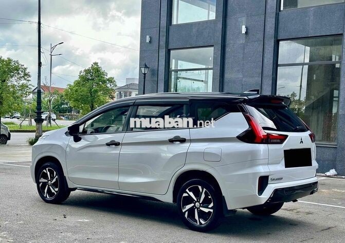 Mitsubishi Xpander 2022 Premium trắng