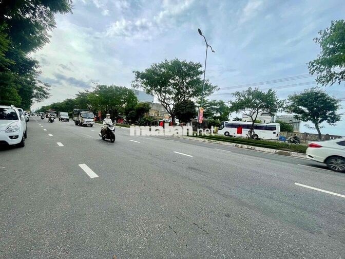 Cho thuê nhà 2 tầng mặt tiền đường Lê Văn Hiến, Khuê Mỹ, Ngũ Hành Sơn.