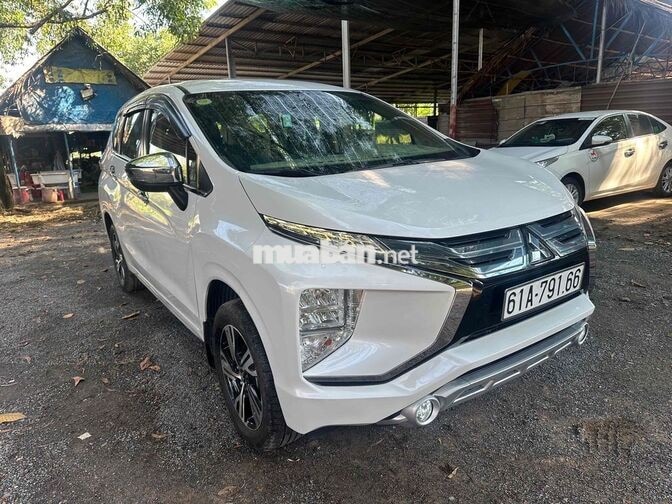Mitsubishi Xpander 7 chỗ Tự động Trắng