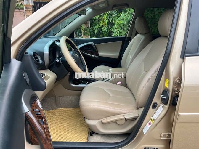 Toyota RAV4 2.5 2010 nhập khẩu Nhật Bản