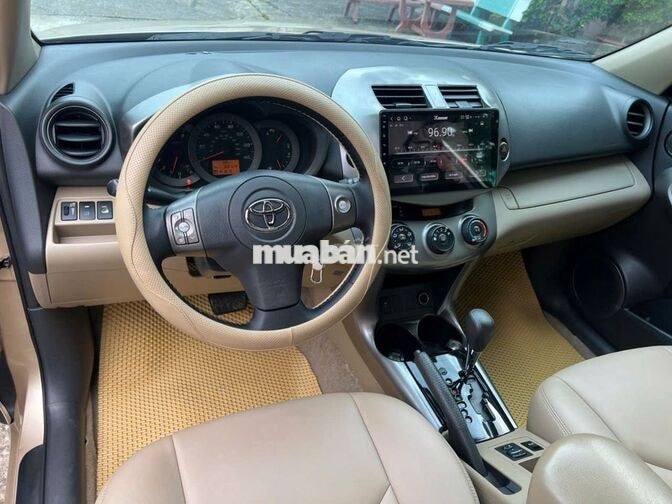 Toyota RAV4 2.5 2010 nhập khẩu Nhật Bản