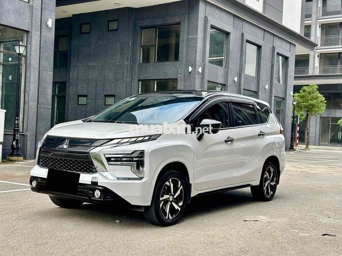 Mitsubishi Xpander 2022 Premium trắng
