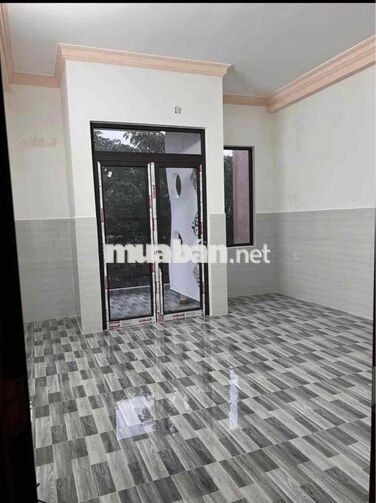 cho thuê NHÀ NGUYÊN CĂN mặt tiền đường ngô quyền Trung tâm thành phố .