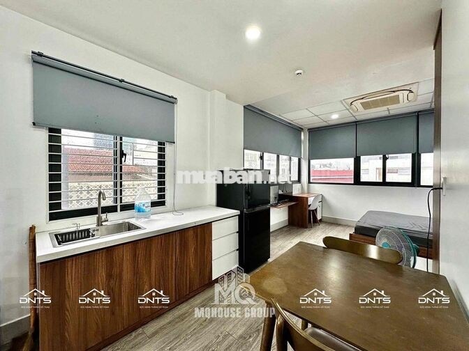 Phòng trọ 30m2 full nội thất cửa sổ trời. Ngay chợ Tân Định