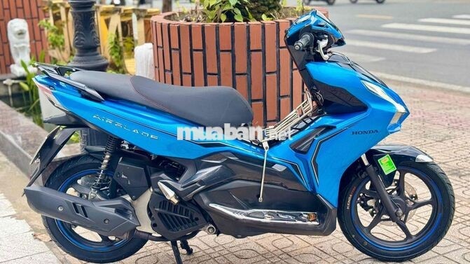 Honda Air Blade 125 2020 Xanh đen ( Bstp 1Chủ )