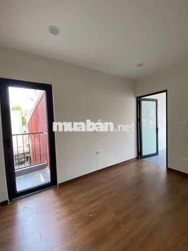 Cho thuê nhà Kim Mã, 35m² x 5 tầng, 4PN, ngõ rộng thoáng chỉ 12 triệu