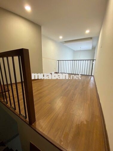 Cho thuê nhà Kim Mã, 35m² x 5 tầng, 4PN, ngõ rộng thoáng chỉ 12 triệu