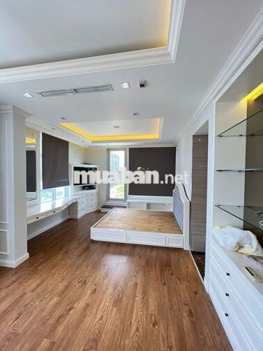 CHO THUÊ PENTHOUSE STARHILL PHÚ MỸ HƯNG - 4 PHÒNG NGỦ - GIÁ 85 TR/TH