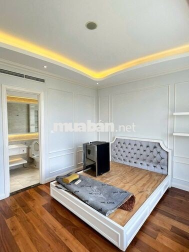 CHO THUÊ PENTHOUSE STARHILL PHÚ MỸ HƯNG - 4 PHÒNG NGỦ - GIÁ 85 TR/TH