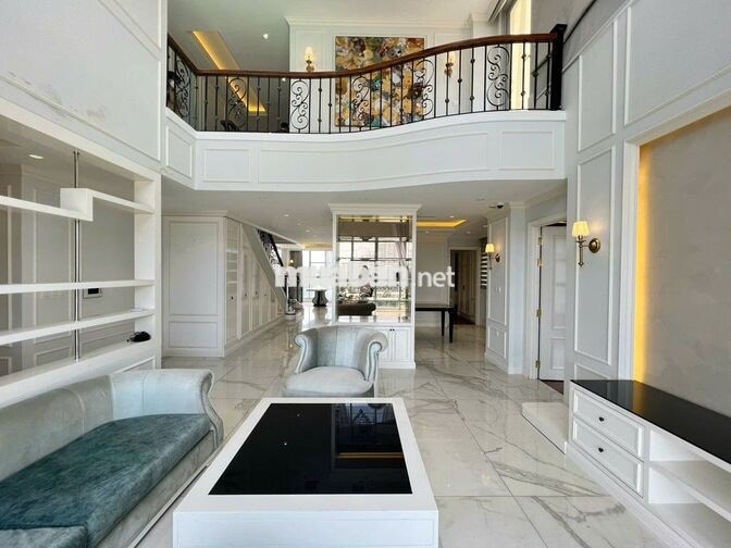 CHO THUÊ PENTHOUSE STARHILL PHÚ MỸ HƯNG - 4 PHÒNG NGỦ - GIÁ 85 TR/TH