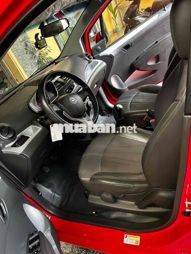 Chevrolet Spark LT Số sàn 5 chỗ Đỏ