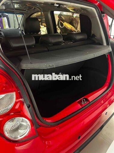 Chevrolet Spark LT Số sàn 5 chỗ Đỏ