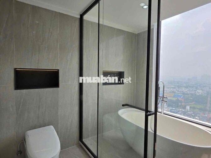 chi thuê Penhouse 135m2 1pn ngủ 1p làm việc ngay trung tâm Thủ Dầu 1