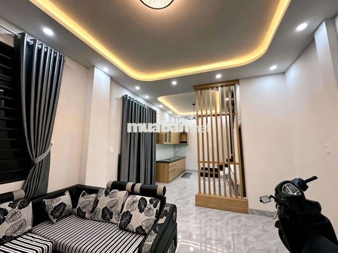 Nhà Full Nội Thất - Rộng 4x10- 15tr Nguyễn Công Hoan
