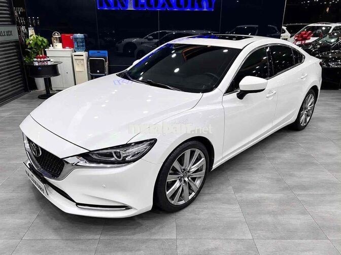 Mazda 6 Model 2025 2.0 Premium 37.000km Trắng/ Đen