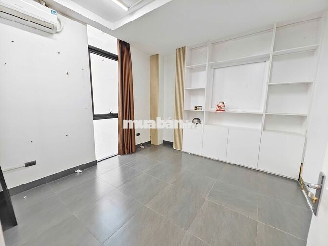Cho thuê văn phòng Nguyễn Hy Quang lô góc 105m2 chỉ 19tr5