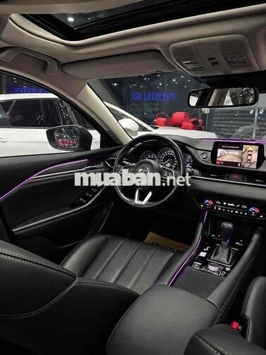 Mazda 6 Model 2025 2.0 Premium 37.000km Trắng/ Đen