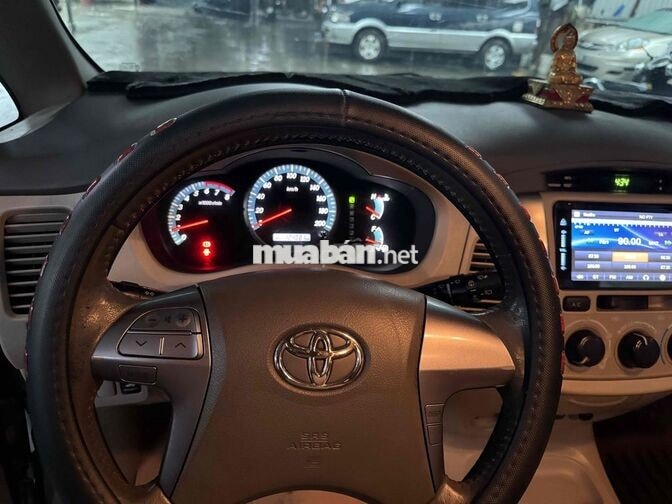 TOYOTA INNOVA G 8 CHỖ TỰ Động đời 2014 bstp