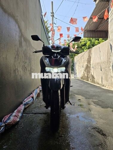 Honda SH125i ABS màu Đen đỏ