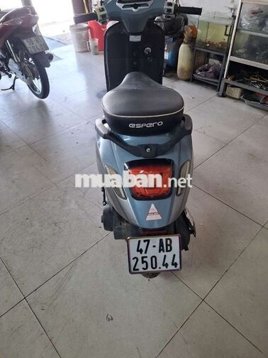 Xe máy điện Detech Espero màu Xám