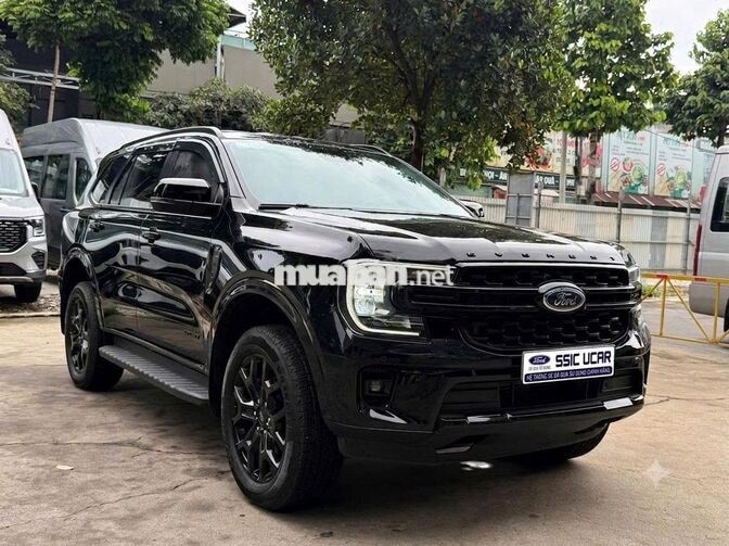 Everest Sport 2024 Đen lướt 5.800 km BH CHính Hãng
