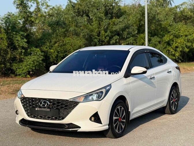 Hyundai Accent 2021 AT