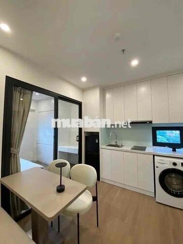 1PHÒNG NGỦ TÁCH BẾP FULL NÔI THẤT NGAY ĐẦM SEN RỘNG RÃI THOÁNG MÂT