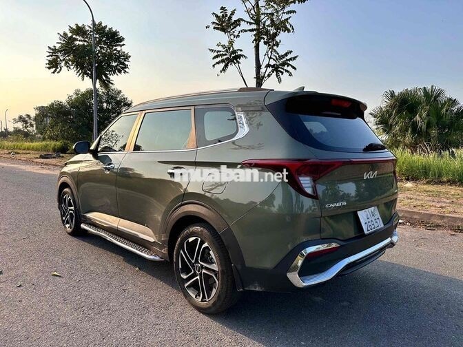 Kia Carens 2025 Luxury 7 chỗ xanh rêu