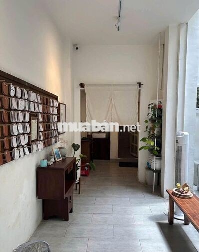 NGANG 5M - MANG ĐẬM PHONG CÁCH ÂU - MB 158/18 NHUYỄN CÔNG TRỨ, QUẬN 1