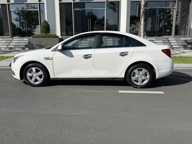 Chevrolet Cruze 2014 LS Trắng