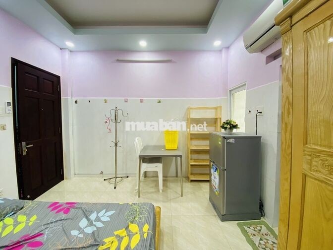 Phòng Full Nội thất, siêu thoáng ngay 183 Tôn Thất Thuyết Q4 Giá rẻ