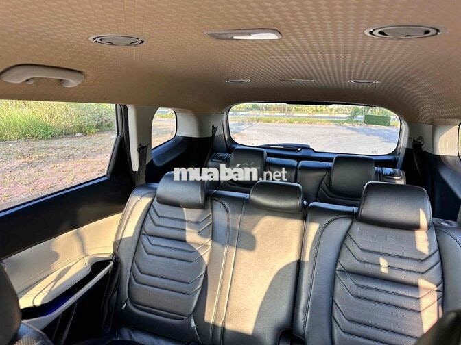 Kia Carens 2025 Luxury 7 chỗ xanh rêu