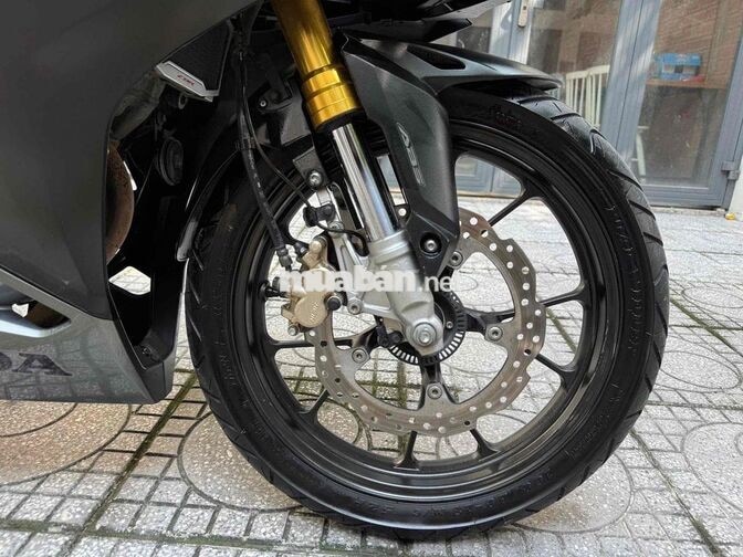 Honda CBR150R 2021 ABS chính chủ BSTP
