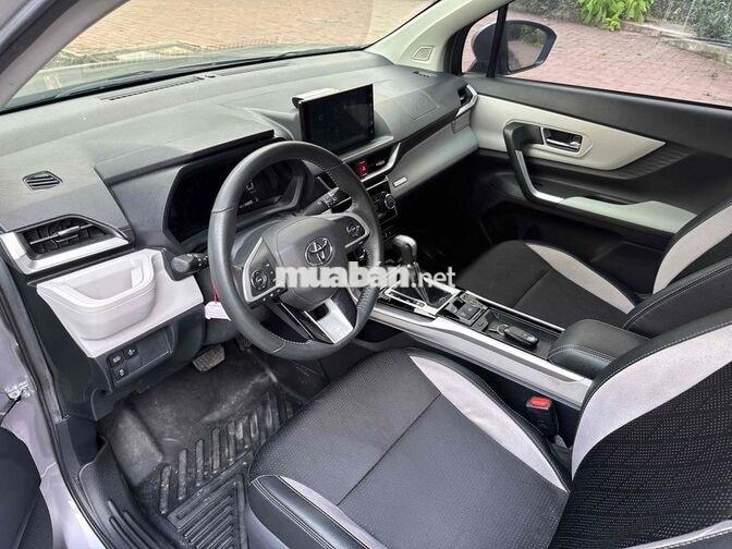 Toyota Veloz Cross sx 2023 1.5 Top 6 vạn km
