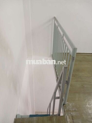 Phòng trọ 18 m2 đường Phan Văn Trị, P.Bình Thạnh