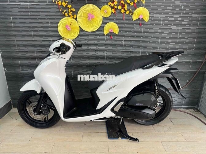 Honda SH 150i 2020 màu trắng đen Sporty