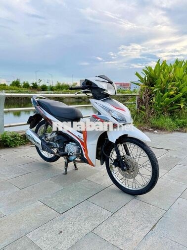🛵HONDA WAVE RSX 2013 TRẮNG ĐỎ ĐEN