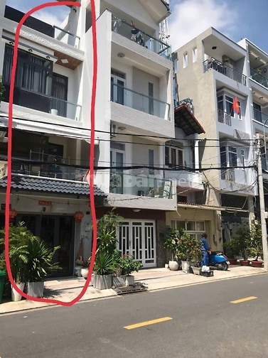 NHÀ MẶT TIỀN , 1 TRỆT, 3 LẦU, 1 PHÒNG KHÁCH, 6 PHÒNG NGỦ, 3 TOILLET