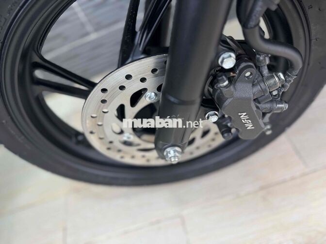 Honda SH 150i 2020 màu trắng đen Sporty
