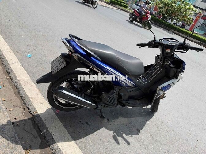 YAMAHA NOUVO XANH TRẮNG