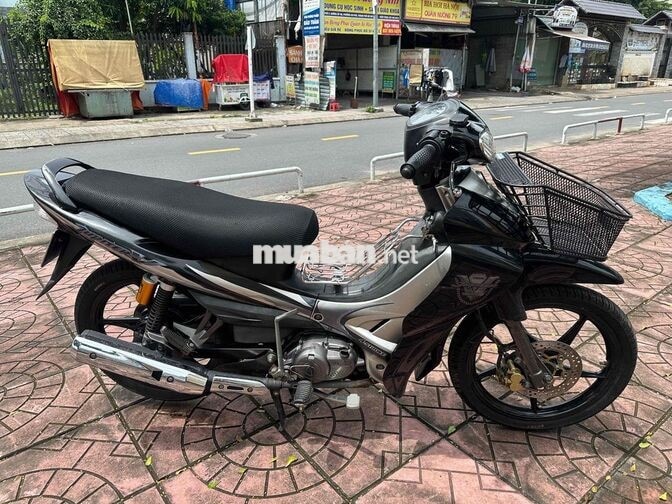Yamaha Jupiter V màu đen