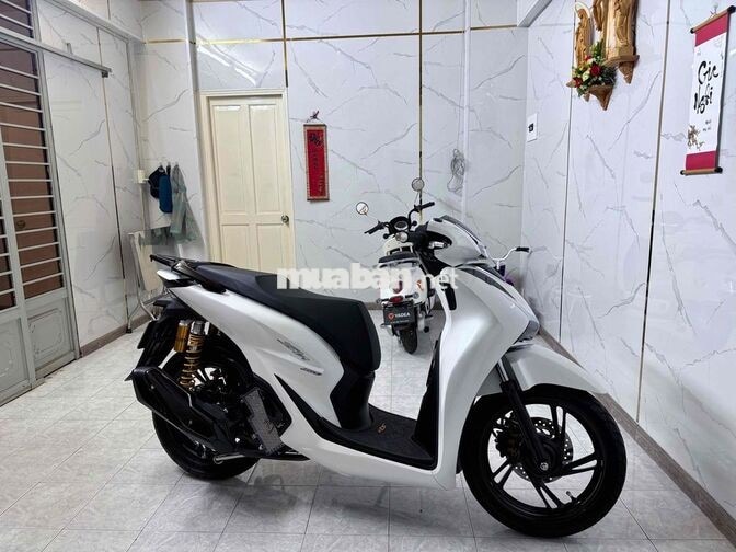 Honda SH 160i 2024 màu trắng