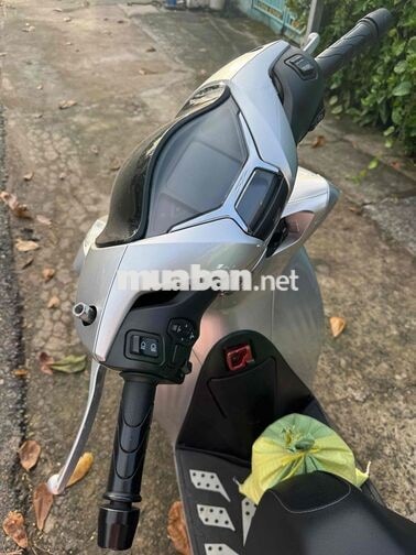 Honda SH 160i ABS màu Bạc