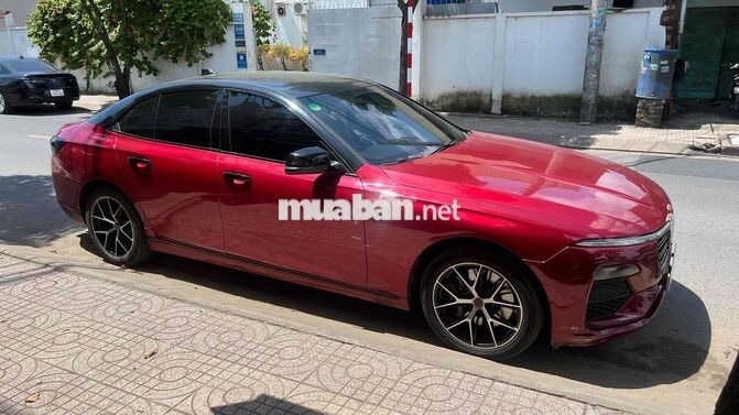 VinFast Lux A2.0 2022 Base 11 vạn Đỏ