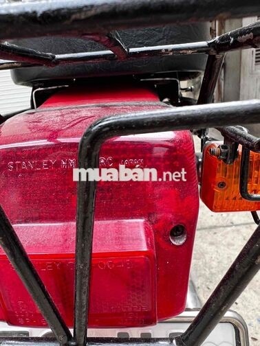 Honda DD70 màu Đỏ