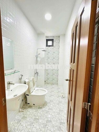 CĂN HỘ 2PN 2WC NGAY GA METRO, LÀNG ĐẠI HỌC