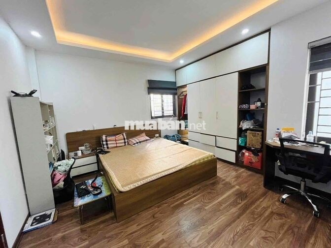 Tầm 6 tỷ có nhà đẹp Hưng Phúc, HM-Oto 10m-38m*5T;4ngủ