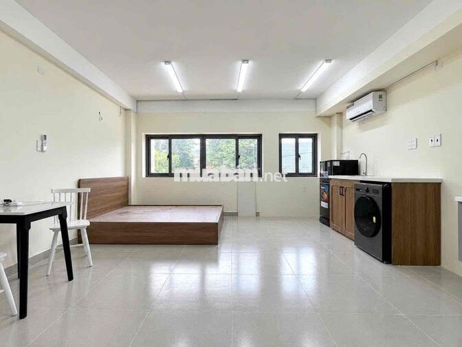 SẴN PHÒNG STUDIO 4X thuận tiện qua Emart, VLU CS3